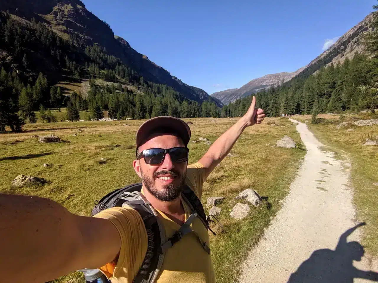 Matthias beim Wandern vom Val Roseg nach Pontresina