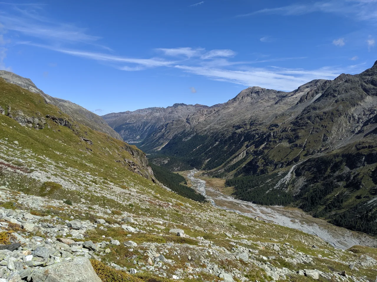 Der Blick vom Trail ins Val Roseg