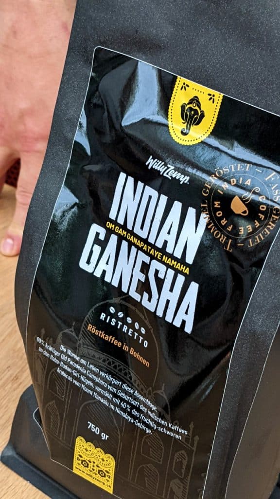 Indian Ganesha coffee at the train station Entlebuch