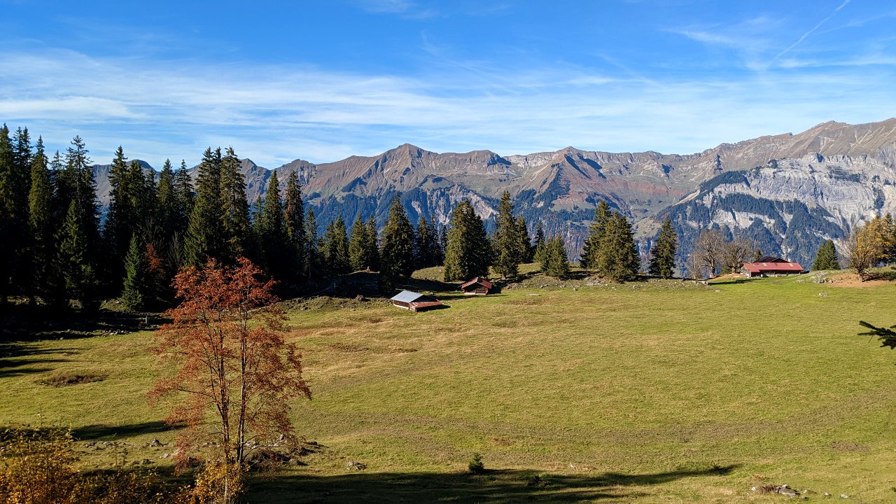 View of the beautiful mountain panorama from Schnitzlerweg