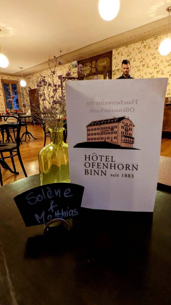 Die Weinkarte im Salle A Manger des Hotel Ofenhorn in Binn