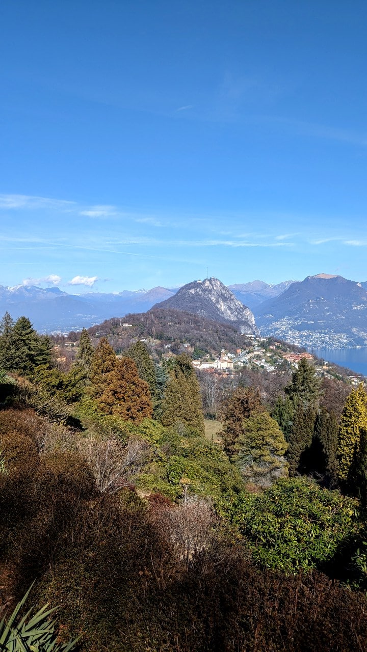 Sicht auf den Monte San Salvatore beim Wandern (San Salvatore-Morcote)