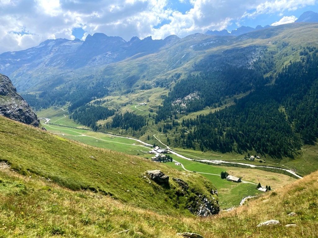 View down into Val Fex from trail to Piz Chüern