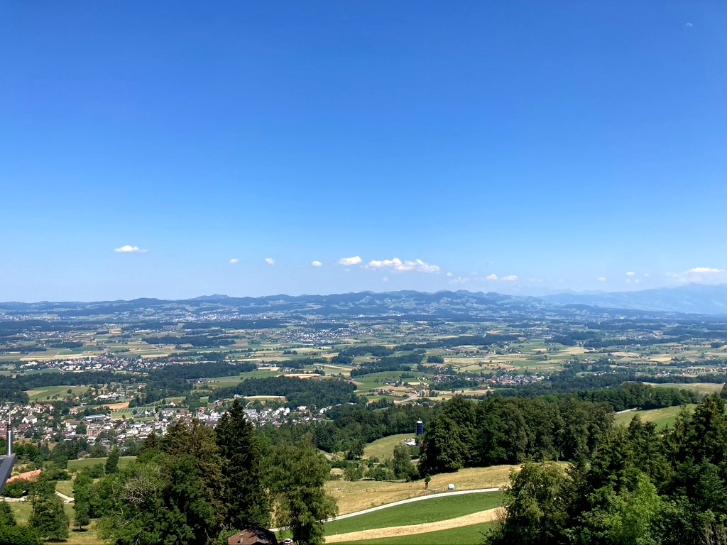 Aussicht Zürcher Oberland vom Pfannenstielturm