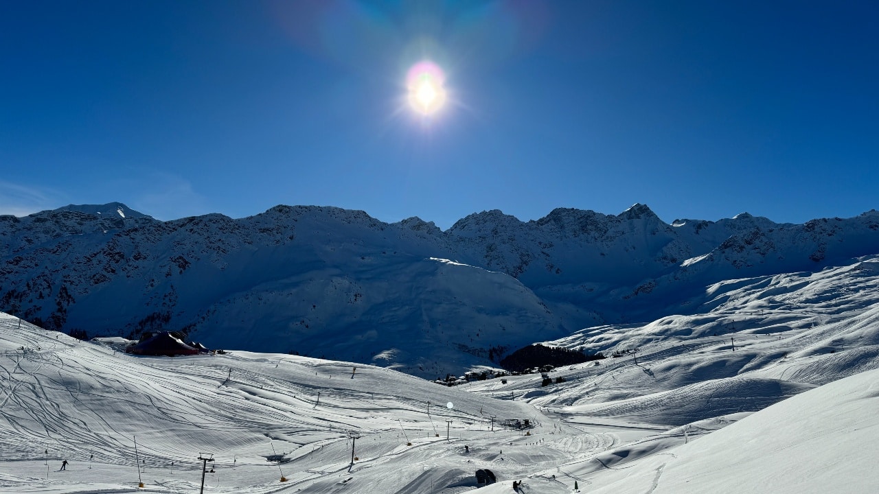Eine Wucht: Das Bergpanorama auf der Winterwanderung Prätschli Arosa - Innerarosa